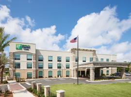 Holiday Inn Express & Suites Gulf Breeze - Pensacola Area by IHG, cheap hotel in Gulf Breeze