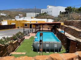 Casa Cueva Los Mansos, hotel cu piscine din Santa Cruz de Tenerife