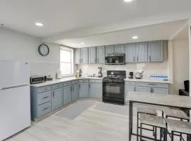 Jersey City Vacation Rental about 8 Mi to NYC!