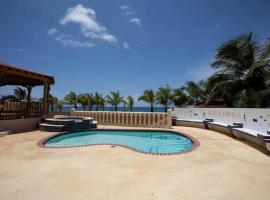 Perfect for destination weddings & family vacations!, hotel en Arecibo