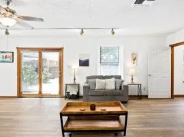 ~New~ Bright and Spacious Back House