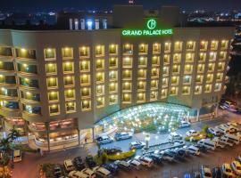 Viesnīca Grand Palace Hotel pilsētā Miri, netālu no vietas Miri lidosta - MYY