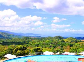 Bakasyunan Resort and Conference Center - Tanay, hotel amb aparcament a Tanay