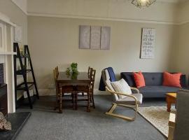 Character 2-Bedroom Unit, family hotel in Masterton
