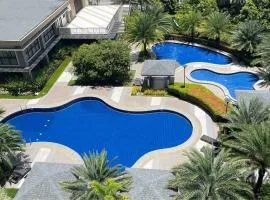 Verdon Parc Condominium Belvedere 625 with Pool View