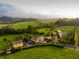 Apartamentos Hacienda Llamabua, villa en Navia