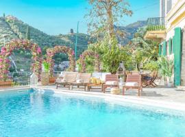 [Villa Portofino] Piscina privata • Giardino • 3 parcheggi, ξενοδοχείο με πισίνα στο Ραπάλο