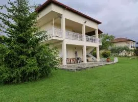 Balcony House