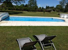 Jacuzzi, Arcade et Repas soir compris, hotel di Soulosse-sous-Saint-Élophe