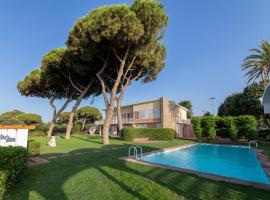 Catalunya Casas Seafront bliss for 16 people 40km to Barcelona!, ξενοδοχείο σε Ματαρό