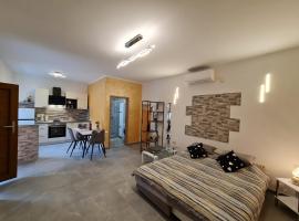Studio Apartman D&D, golf hotel in Brseč