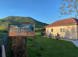 Relax Island Vendégház โรงแรมในSátoraljaújhely