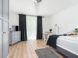 Elegant Pet-Friendly Studio in Krakow by Noclegi Renters