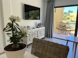 Atlantic Garden Andrew apartments Pool air conditioning