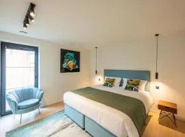 unique hideaway, holiday house with large garden