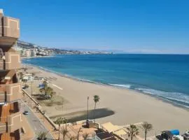 Beach Front Penthouse II - Fuengirola