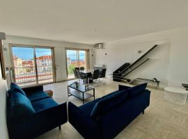 Central -300m Palais- Seaview-A/C-WIFI-spacieux, familjehotell i Cannes