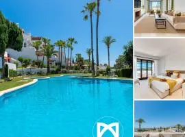 VACATION MARBELLA I Aldea Blanca, Luxury Duplex, Sea View, Walking Distance to Puerto Banus