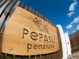 Pensiunea Popasu โรงแรมใกล้ The Wooden Church of Rogoz ในSuciu de Sus