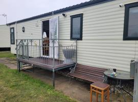 Discover comfort home from home 8-birth Caravan, hotel in Skegness