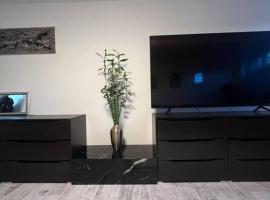 Modernes Apartment mit 75qm mit Balkon & Aussicht, hotel sa Aachen