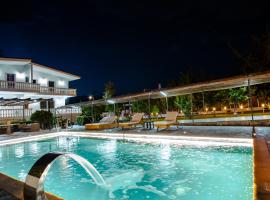 Villa Mairi, hotel con piscina en Salamina