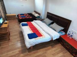 Lynx near Leh airport, vakantiewoning in Leh