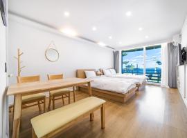 Sky Sea Pension, hytte i Yangyang