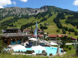 LANIG Hotel Resort&Spa - Wellness und Feinschmeckerhotel - family owned and managed – hotel w mieście Oberjoch