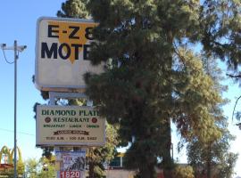 EZ 8 Motel Airporter, hotel em Phoenix