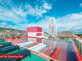 SLEEP WITH ME HOTEL design hotel @ patong (SHA Plus+), hotell i Patong Beach
