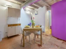 Ferrara Mignon Lilac House