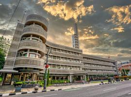 Hotel Savoy Homann, hotel cerca de Centro comercial Braga City Walk, Bandung