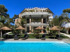 Suite Villa Aquamarina con Jacuzzi Riservata, hotell i Porto Pino