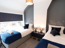 Ideal Lodgings In Audenshaw, feriebolig i Manchester