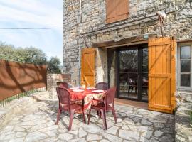 Apartment La Bergerie de Sainte Croix by Interhome, hotel v destinaci Le Thoronet