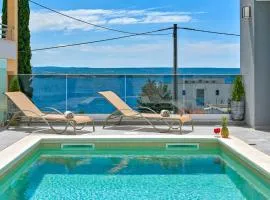 Modern Villa Futura with pool