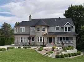 Historical Oscar Lofquist house in the heart of Des Moines, apartment in Des Moines