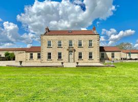 Salton Lodge, holiday home in Salton