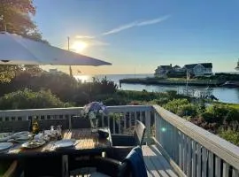 Private Summer Rental Beach House with a 30ft Boat Dock