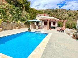 Villa private pool La Herradura, шалет в Ла Херадура