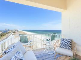 Ocean Front Penthouse Suite Panoramic Views of Gulf,Pensacola Beach,Pier, & Bay, apartment in Pensacola Beach