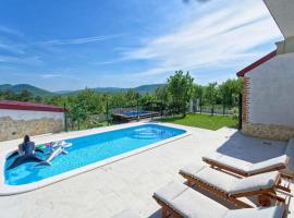 Unique retreat - Apartment Harmony with private pool, magánszállás Neorićban