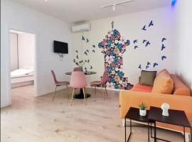 Blue and Rose Cozy - Quiet in the Best Location - Self Check-in - 5th Floor with Elevator