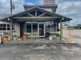 Economy Inn, motel v destinaci Ada