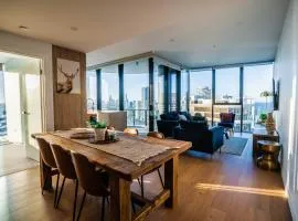 2 Bedroom Luxurious Family Apartment next to Pacific Fair - Broadbeach Gold Coast GC22