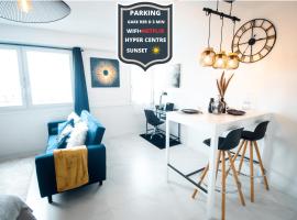 "LE PERSIAN" Studio à 3 min de la GARE, 10min du centre commercial, WIFI, PARKING, Etiolles-golfvöllurinn, Evry-Courcouronnes, hótel í nágrenninu