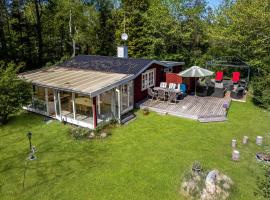 Gorgeous Home In Asns With Kitchen, hotel in Asnæs