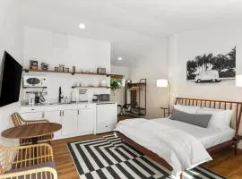 Waiakapuhi Studio suite.ʻoluʻolu pālua