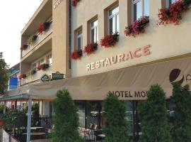 Hotel Morava, hotel v Jevíčku